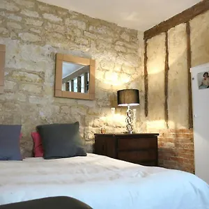 Montmartre Del Sarte Cosy Citycosy , Paris France